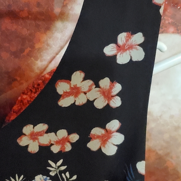 LITTLE BLACK DRESS with a Little Extra Dex XS Dress - Picture 5 of 8